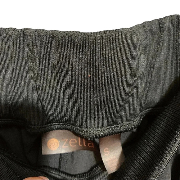 Zella Black Jogger Pants With Pockets Size Small - Picture 4 of 7